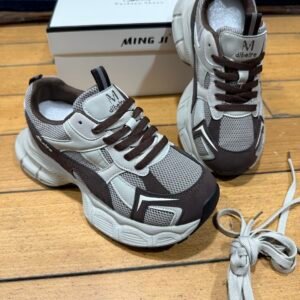 Women’s Sneaker