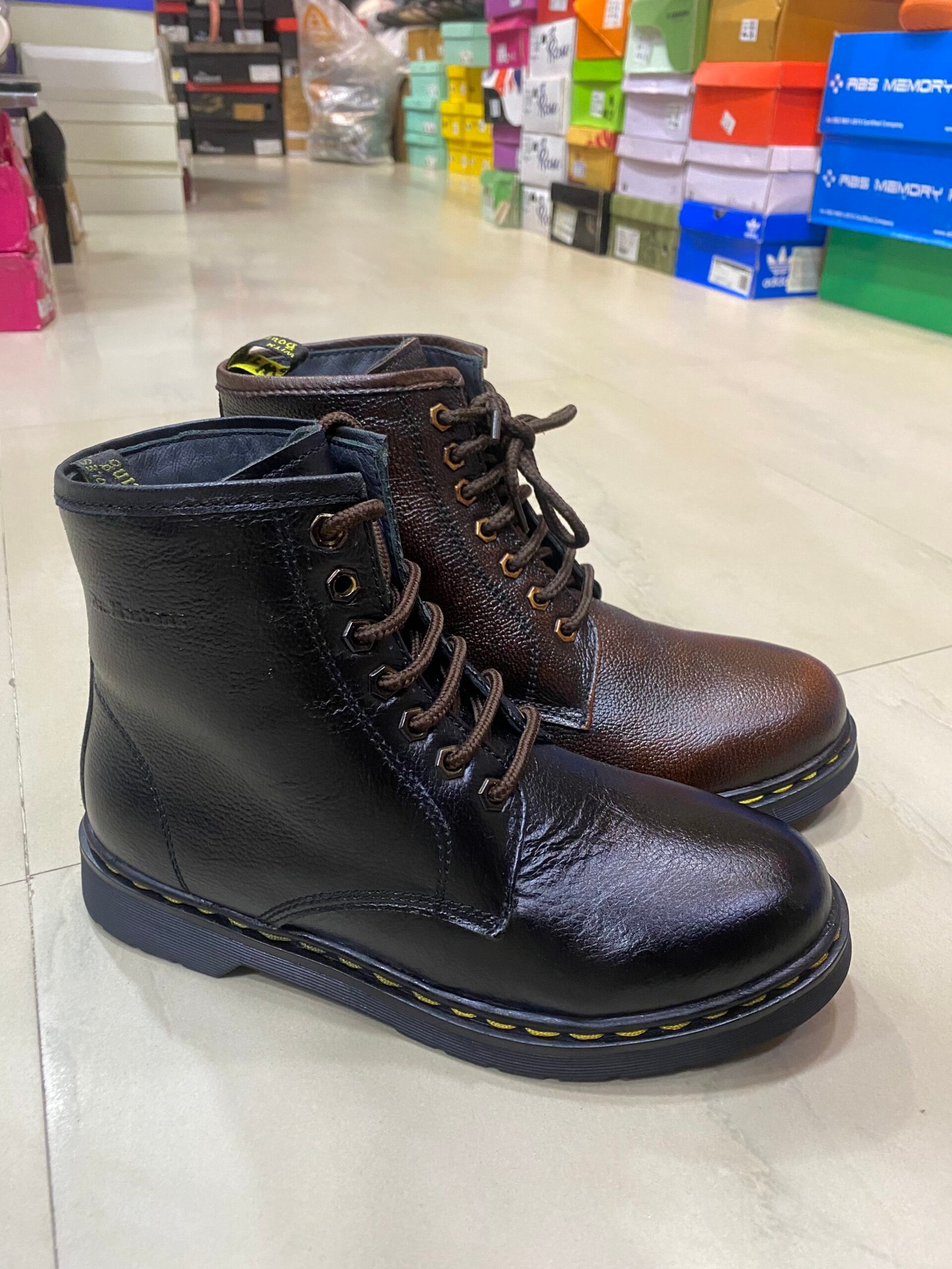 Men’s leather boot