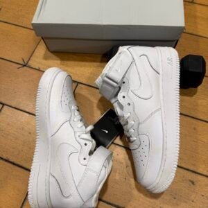 Men’s sneaker