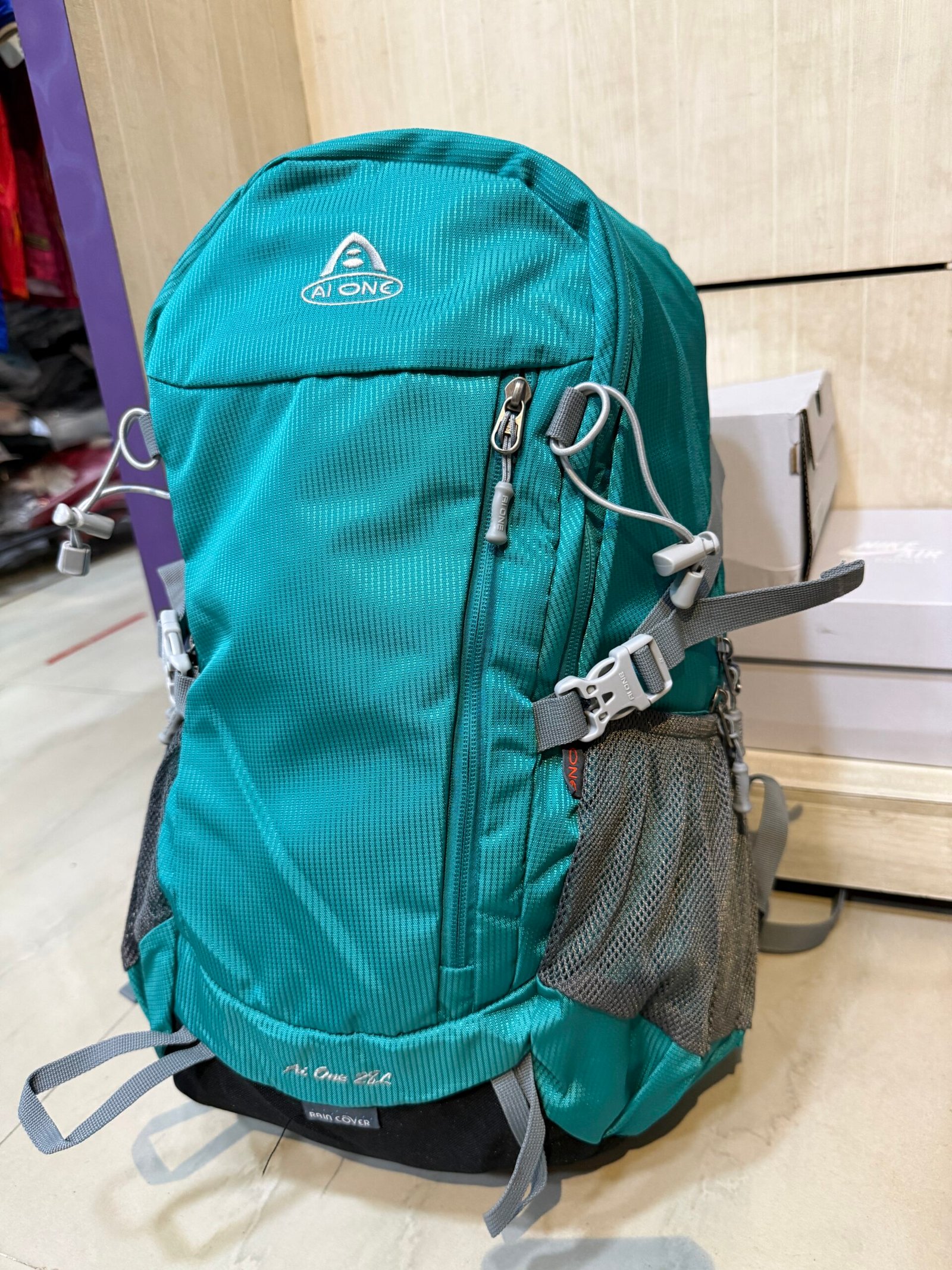 Ai one Trekking bag 28L